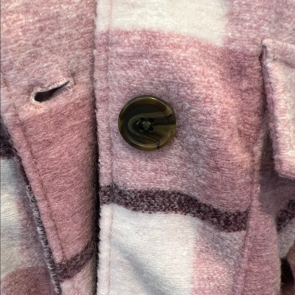 #22. Pink plaid jacket. 3x - Picture 3 of 14